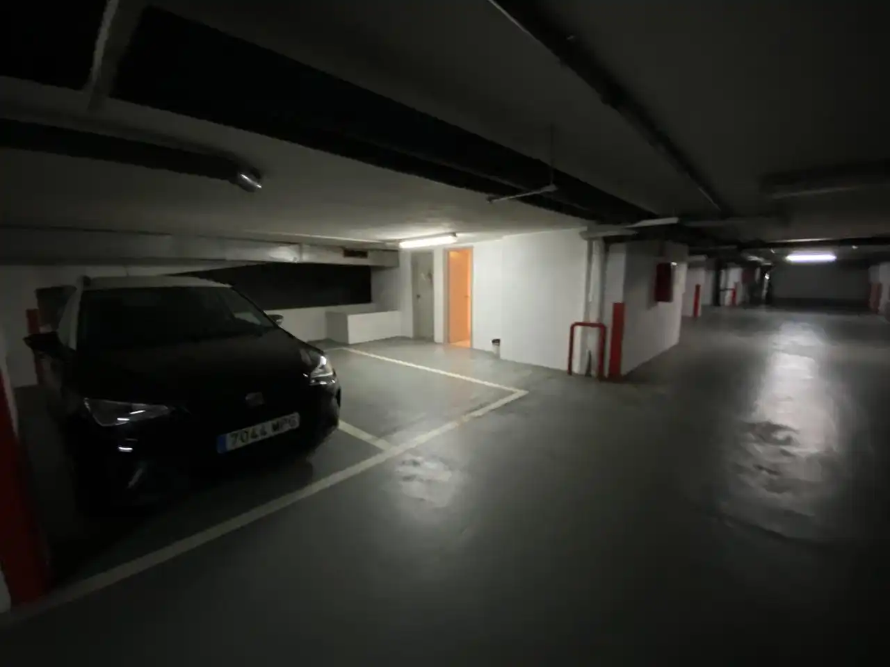 Parking de Piso en venta en A Coruña Capital  con Calefacción y Trastero