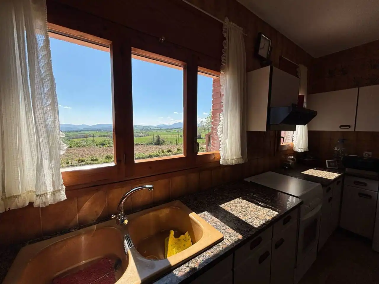 Cuina de Casa o xalet en venda en Santa Coloma de Queralt amb Calefacció, Jardí privat i Terrassa