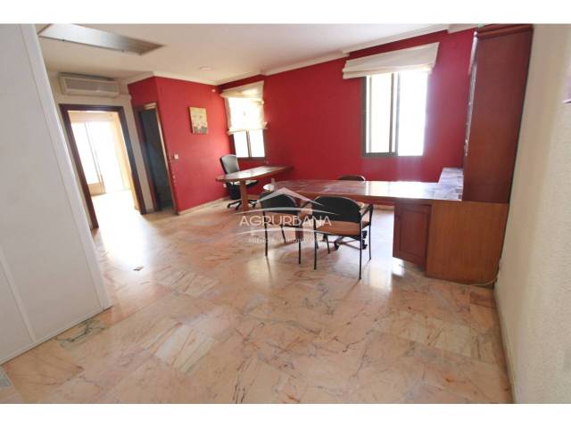 Oficina en Alquiler en Nueva  en Motril  ciudad