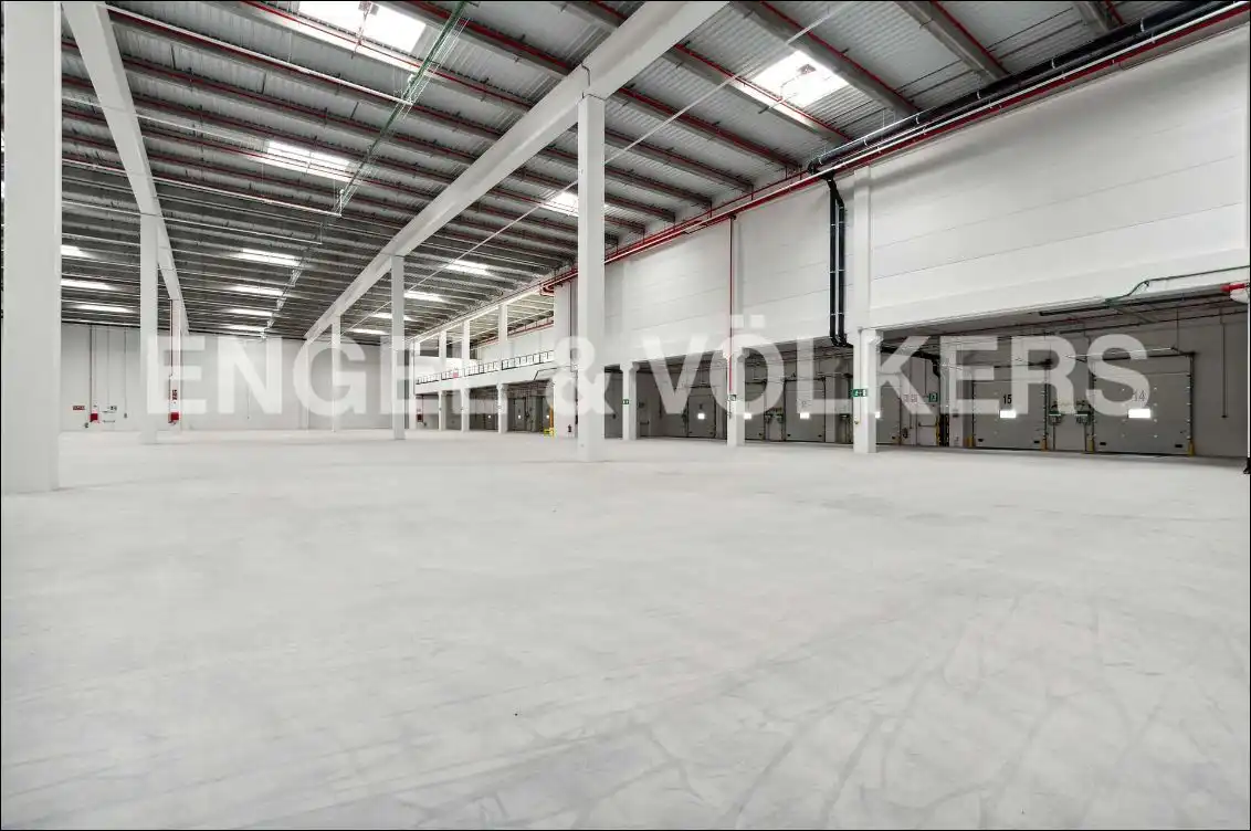 Fabrikhallen zur Miete in Martorell