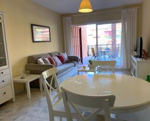 Menjador de Apartament en venda en Marbella amb Aire condicionat i Terrassa