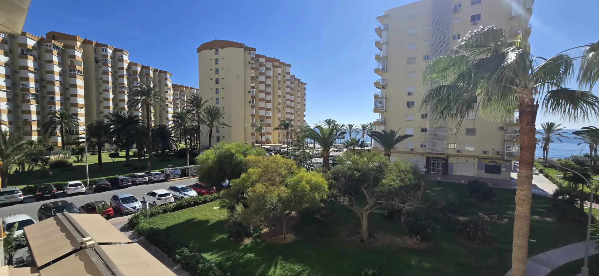 Außenansicht von Wohnung zur Miete in Algarrobo mit Klimaanlage, Heizung und Terrasse