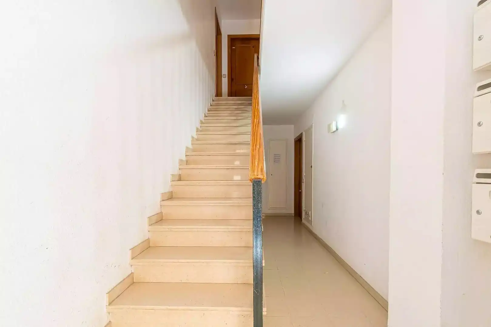 Flat for sale in de la Lluna, imagen 21