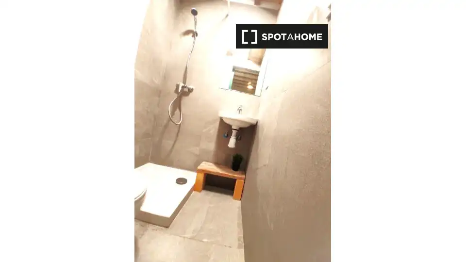 Room in Barrio de Benicalap