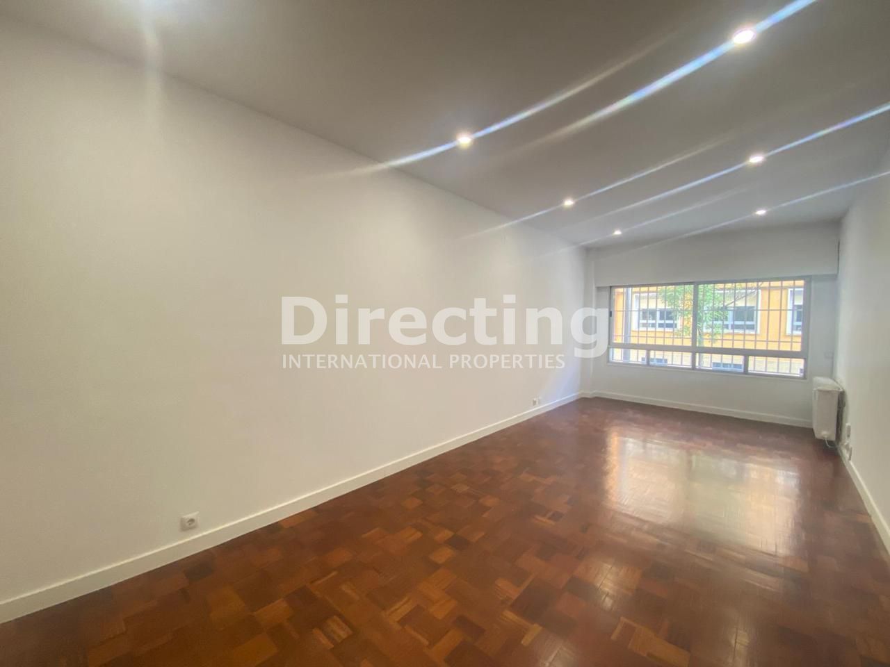 Exterior view of Flat for rent in  Madrid Capital  with Heating and Parquet flooring
