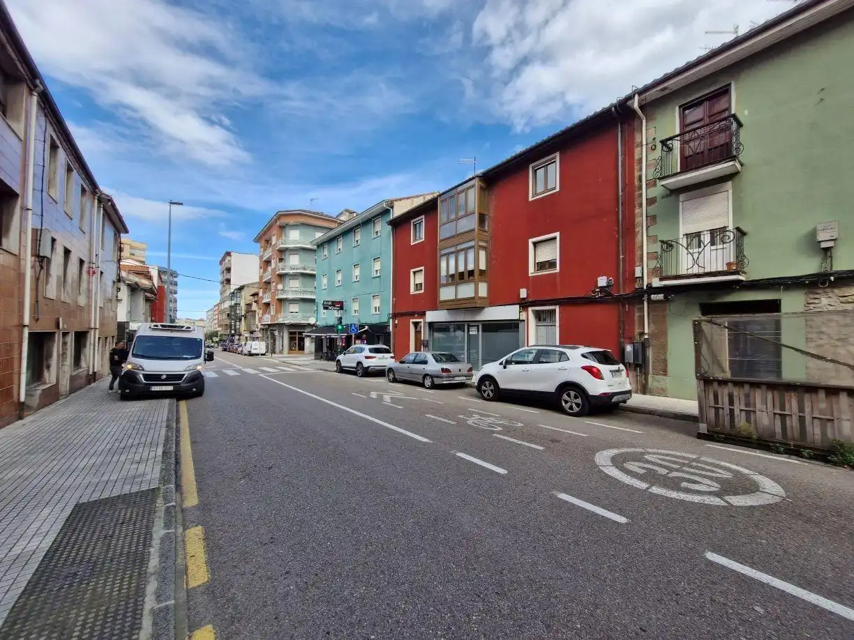 Geschaftsraum zur Miete in Avenida de Bilbao, 9, Sierrapando