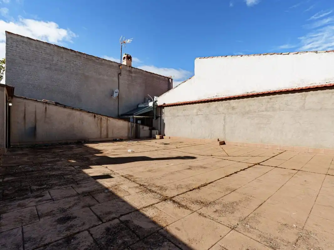 Local en venta en Pl. de España, Arenas de San Juan