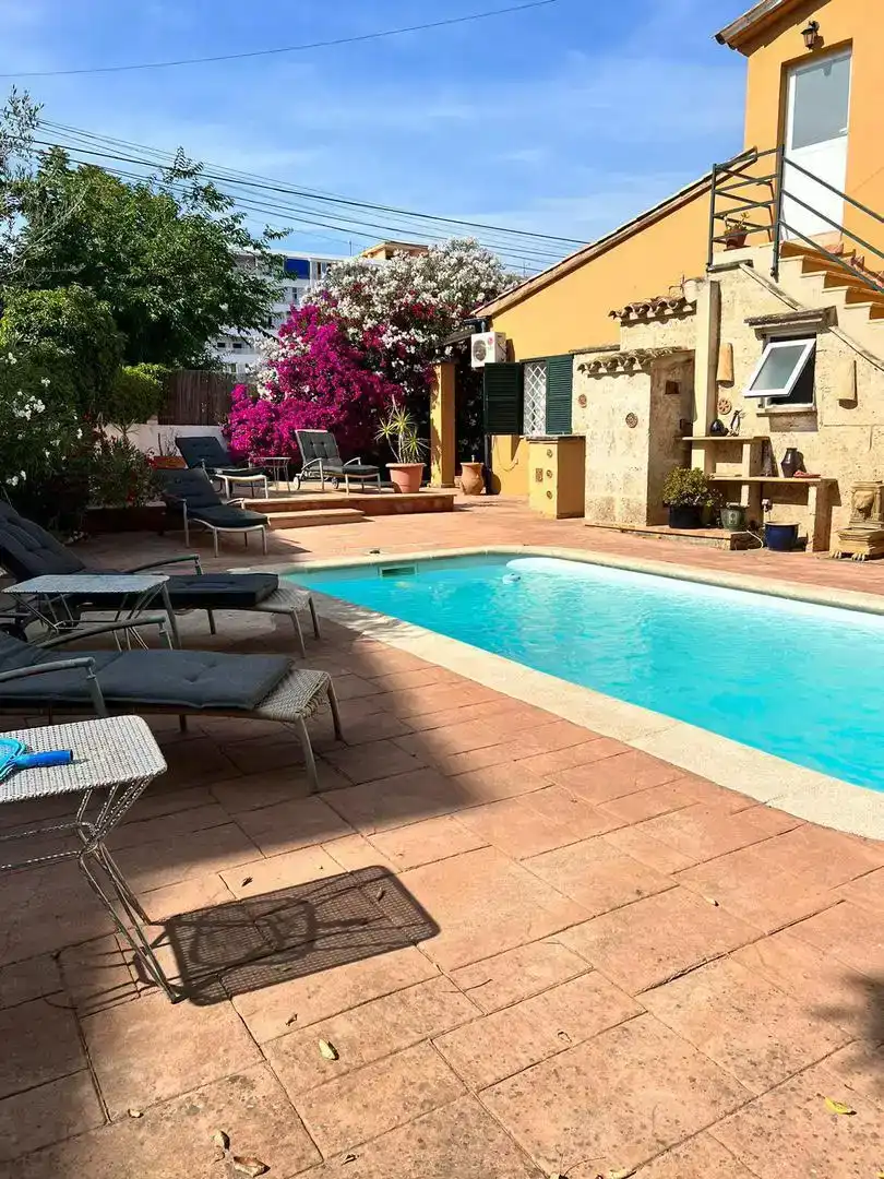 Piscina de Casa o chalet en venta en Calvià con Aire acondicionado, Jardín privado y Trastero
