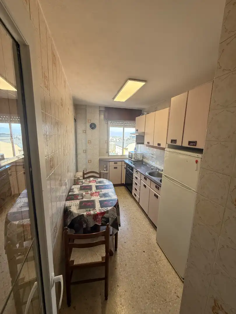 Flat for rent in Calle Monasterio de Carracedo, 5, Zona Alta