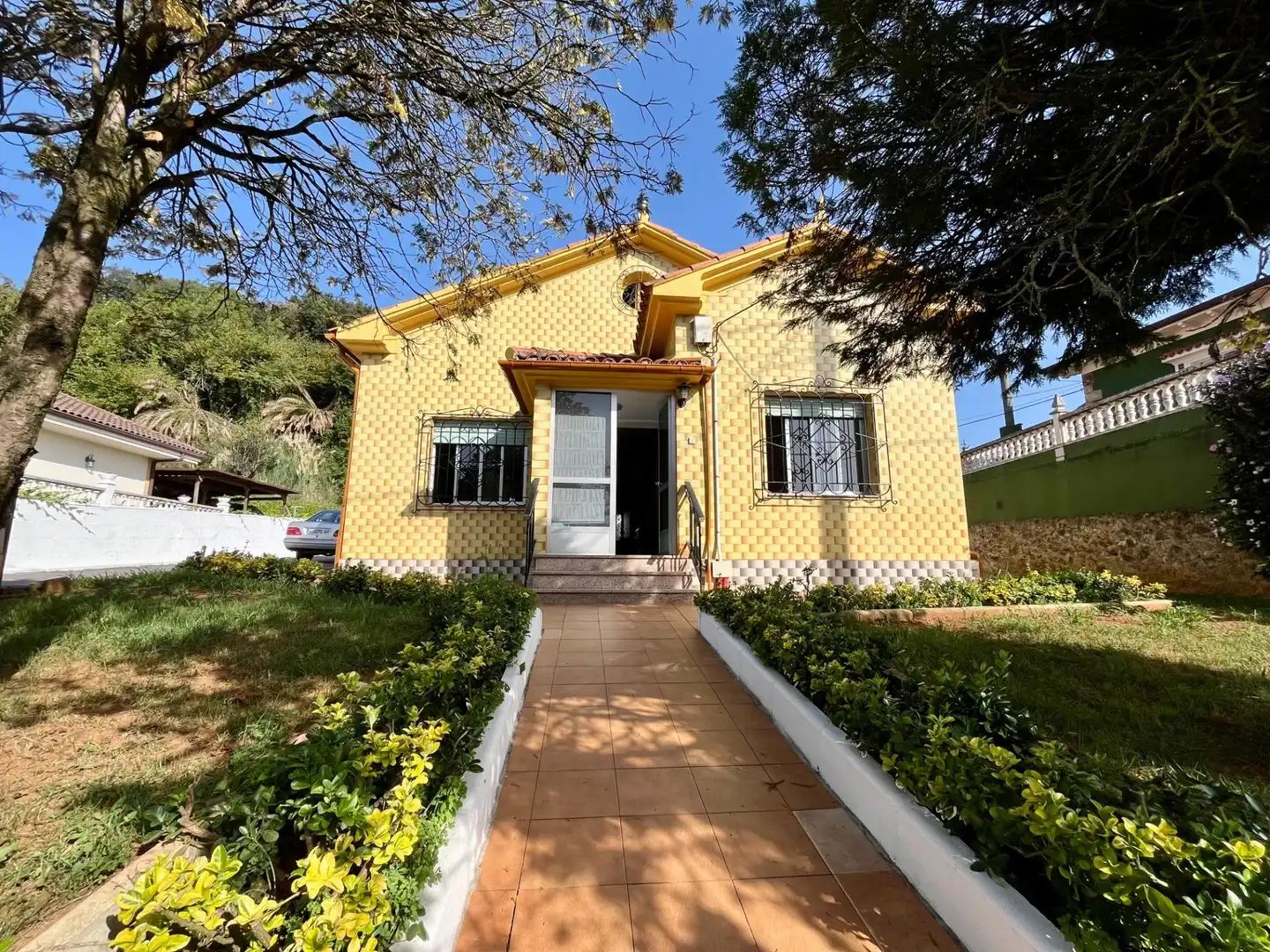Vista exterior de Casa o chalet en venta en Camargo con Calefacción