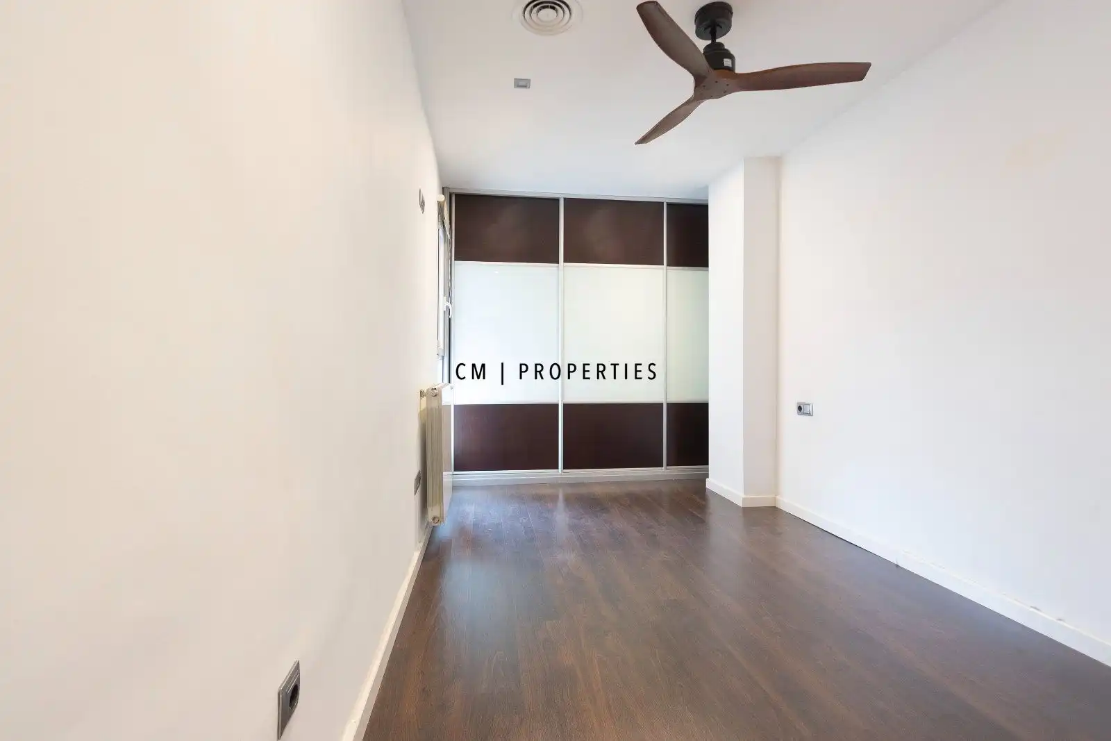 Habitación de Piso de alquiler en Valencia con Aire acondicionado, Calefacción y Parquet