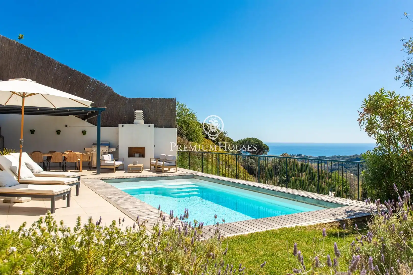 Casa amb piscina en venda a Sant Cebrià de Vallalta