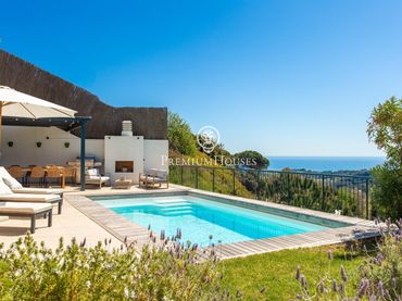 Casa con piscina en venta en Sant Cebrià de Vallalta