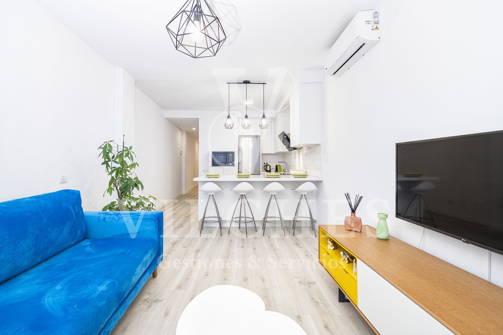 Living room of Flat to rent in Las Palmas de Gran Canaria  with Air Conditioner, Heating and Furnished