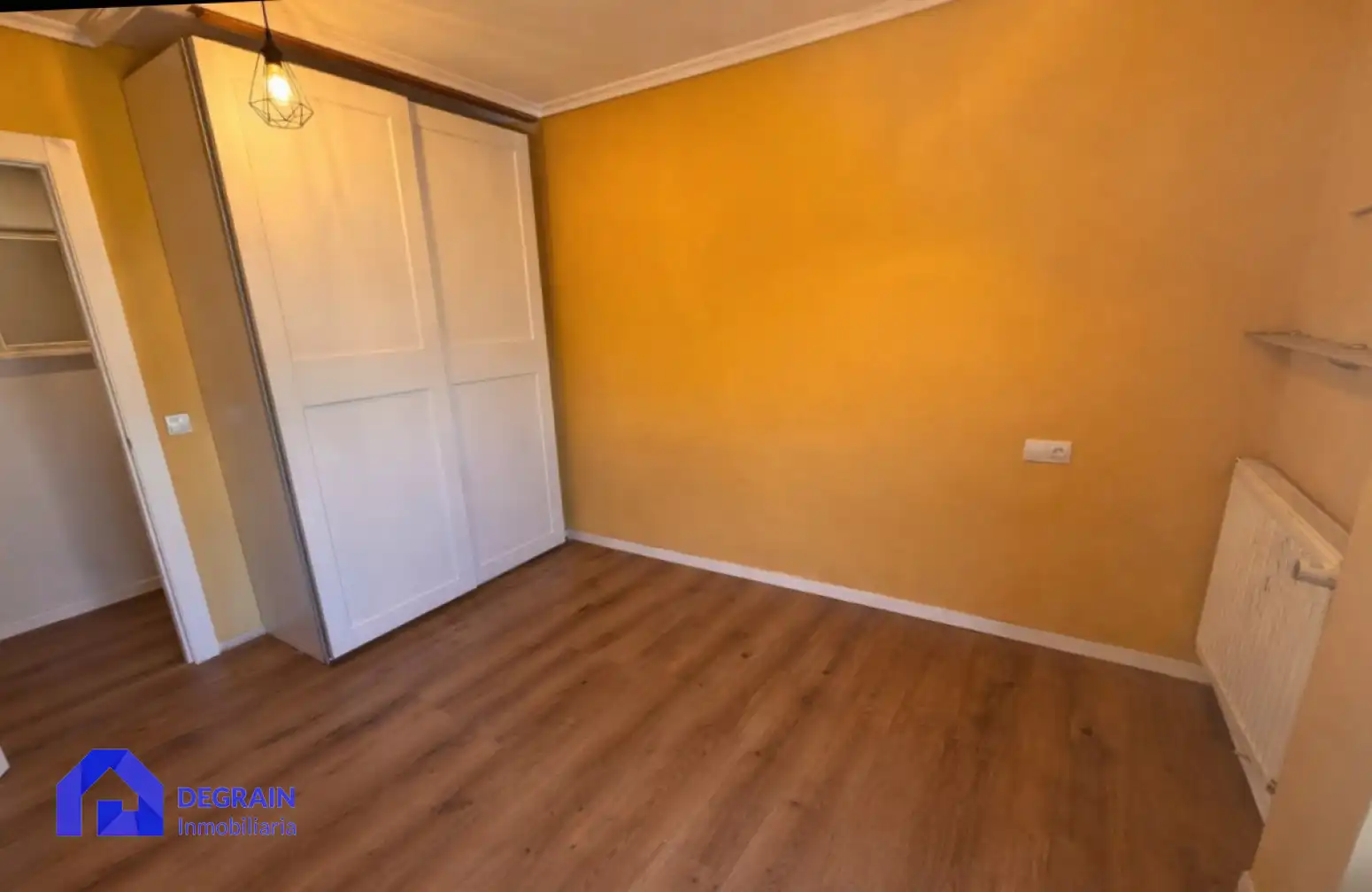 Piso en venta en Carreño con Calefacción y Trastero