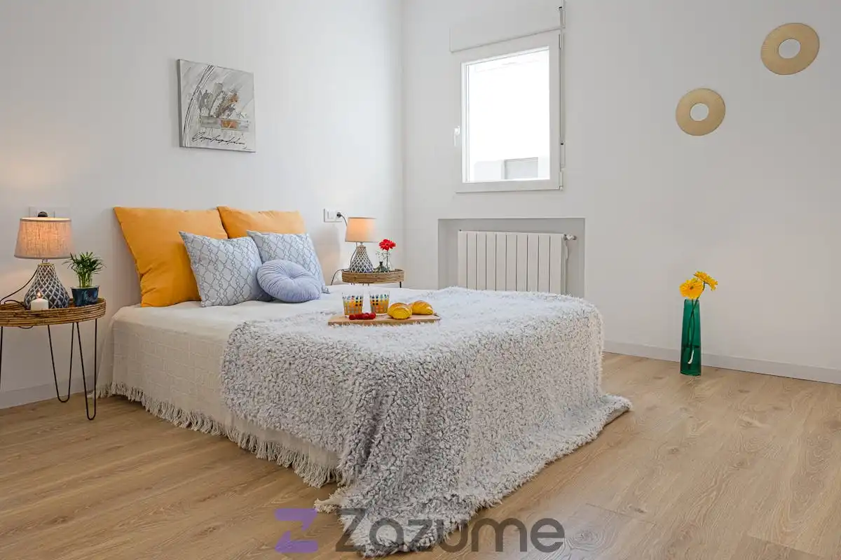 Pis de lloguer a C. Sta. Adela, Barrio de Zaidín