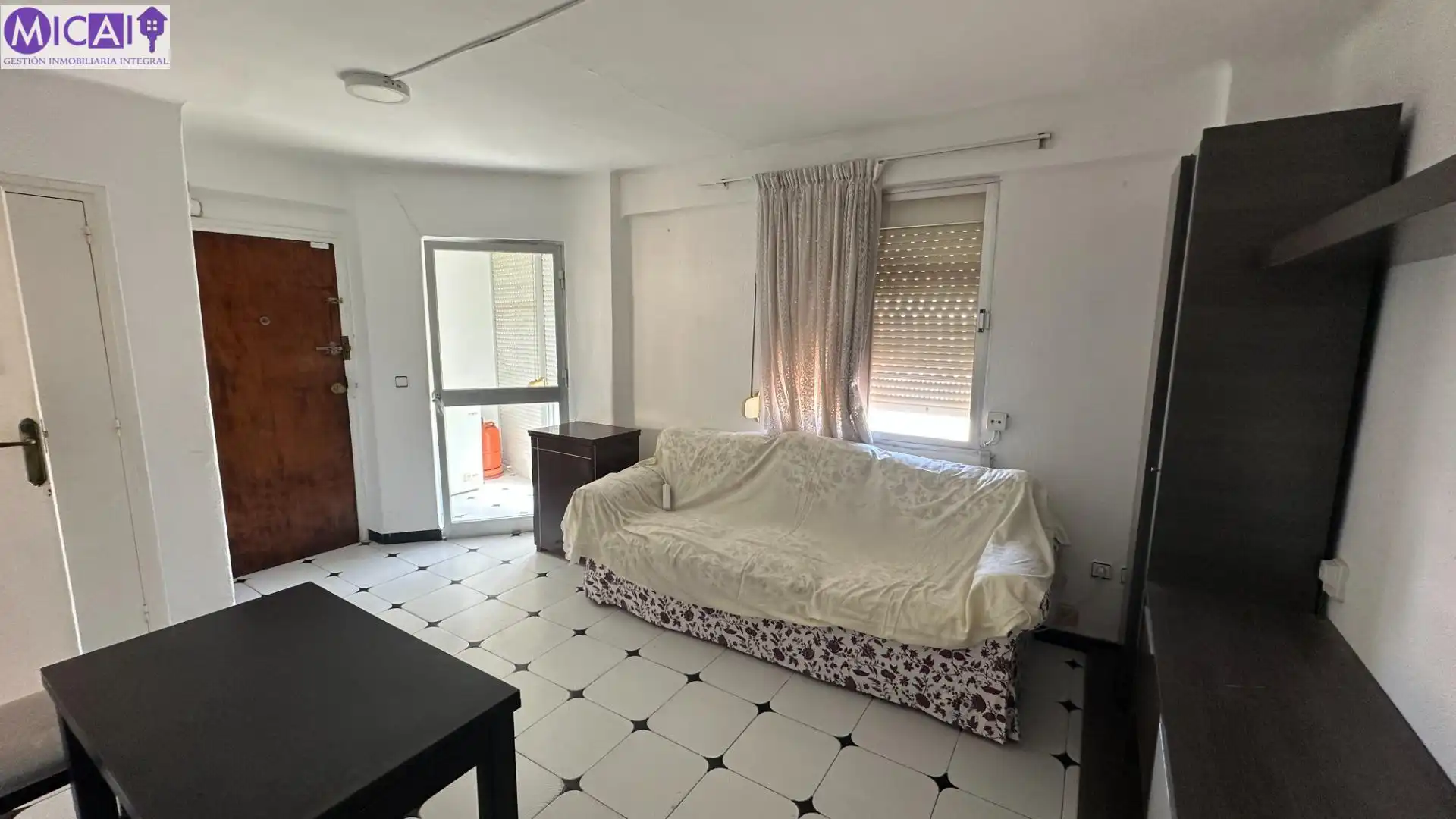 Habitación de Piso en venta en Cádiz