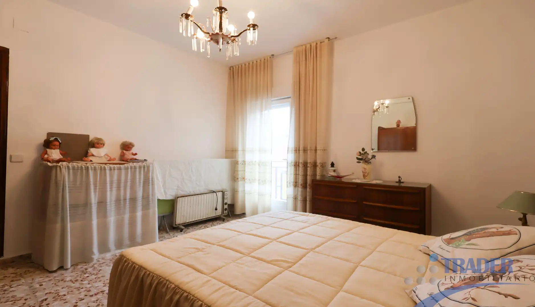 Dormitori de Casa adosada en venda en Los Santos de la Humosa amb Jardí privat, Terrassa i Traster
