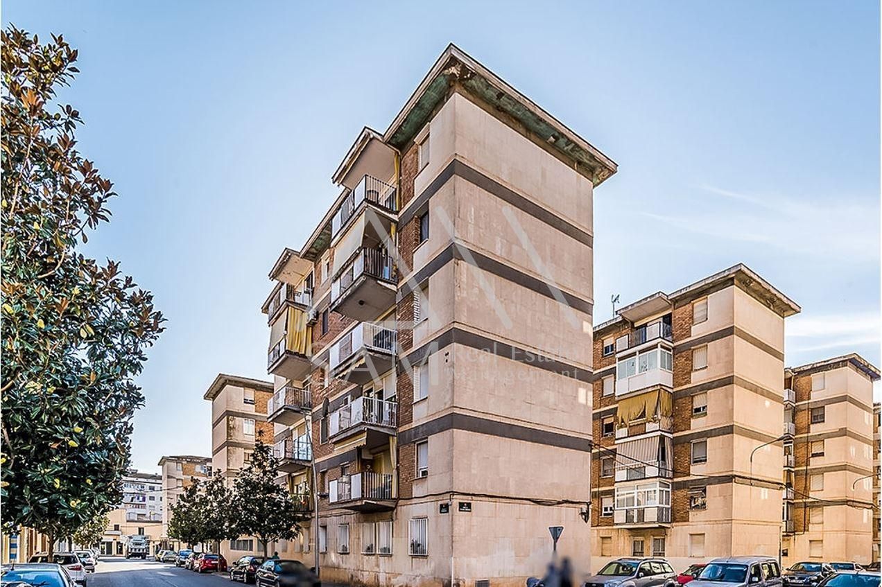 Exterior view of Flat for sale in Balaguer  with Balcony
