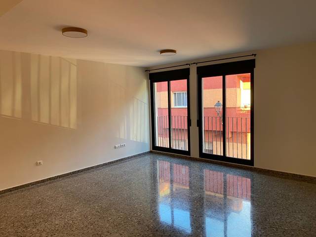 Piso en Alquiler en Casco Urbano