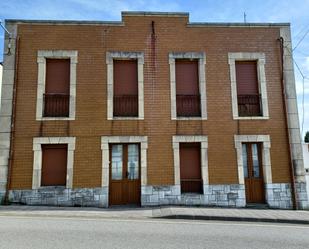 Vista exterior de Casa o xalet en venda en Avilés