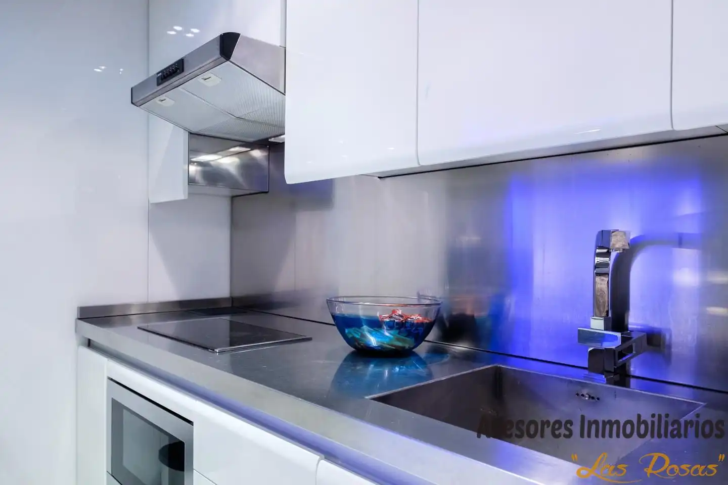 Cocina de Planta baja en venta en Madrid con Aire acondicionado y Calefacción