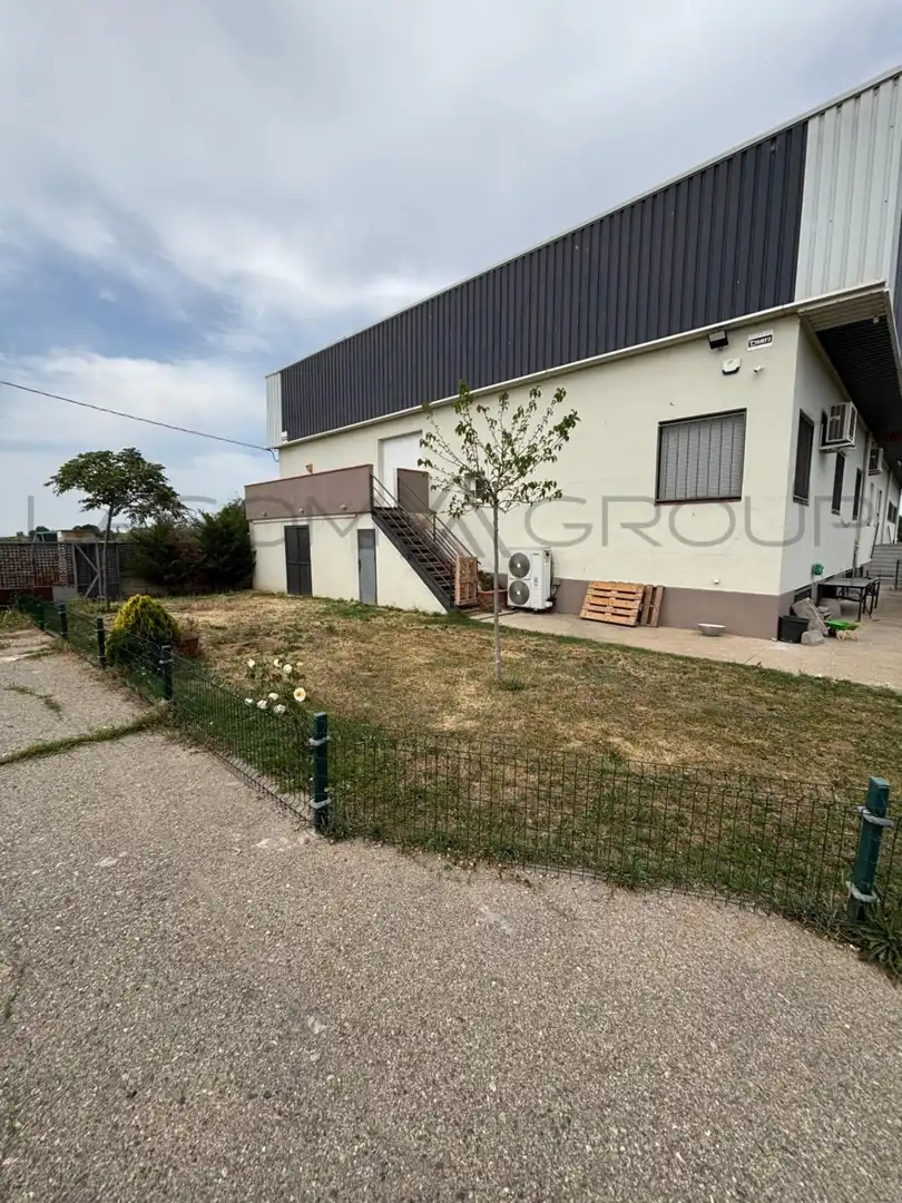 Nave industrial en venta en Lleida