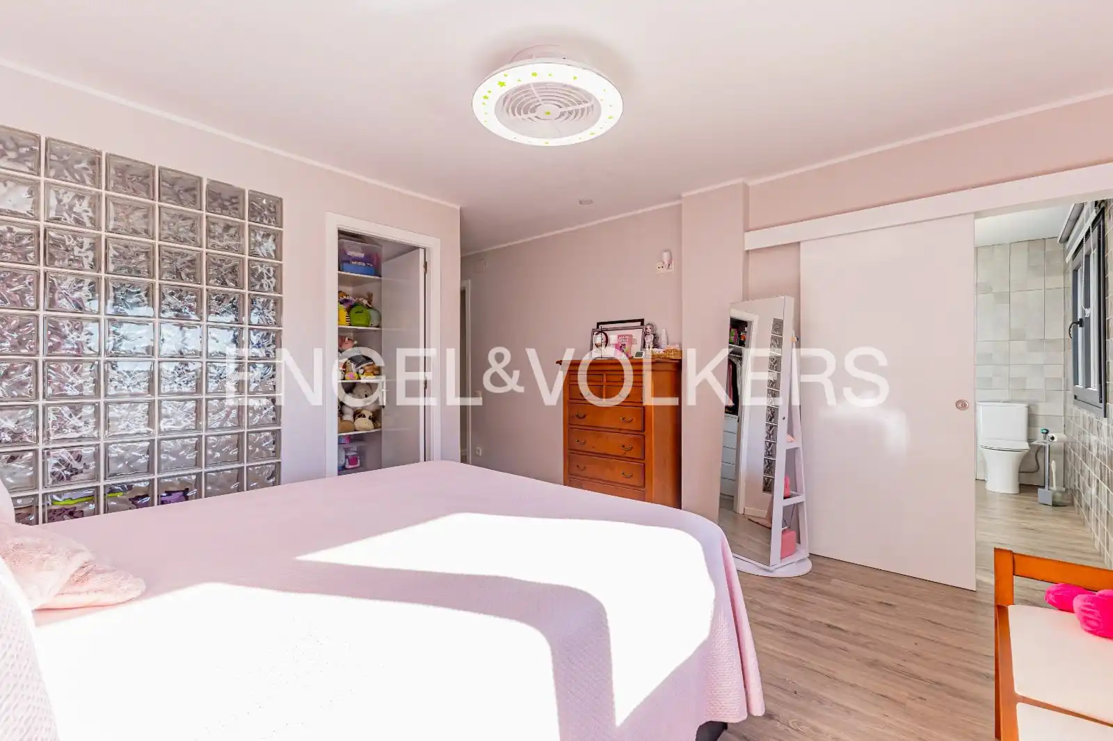 Habitación de Casa o chalet en venta en Subirats con Calefacción, Jardín privado y Balcón