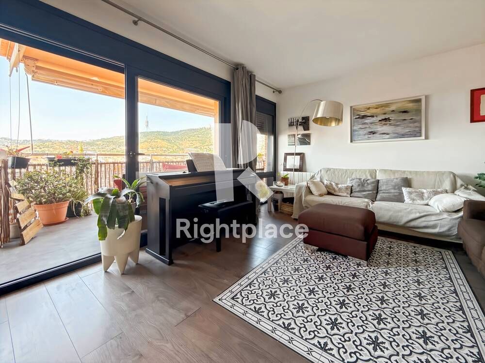 Living room of Flat to rent in  Barcelona Capital  with Air Conditioner, Heating and Furnished