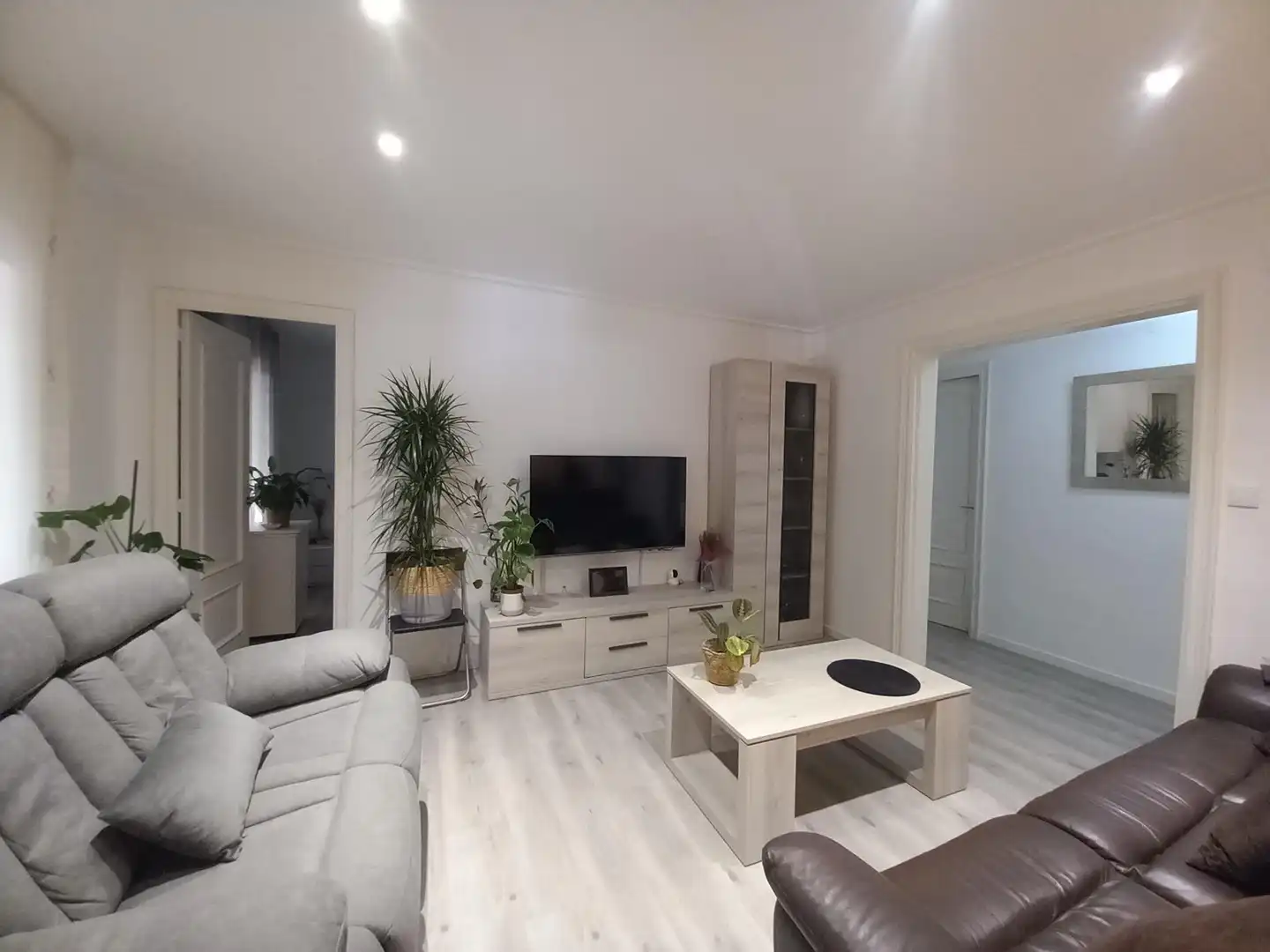Sala d'estar de Pis en venda en Mataró amb Parquet