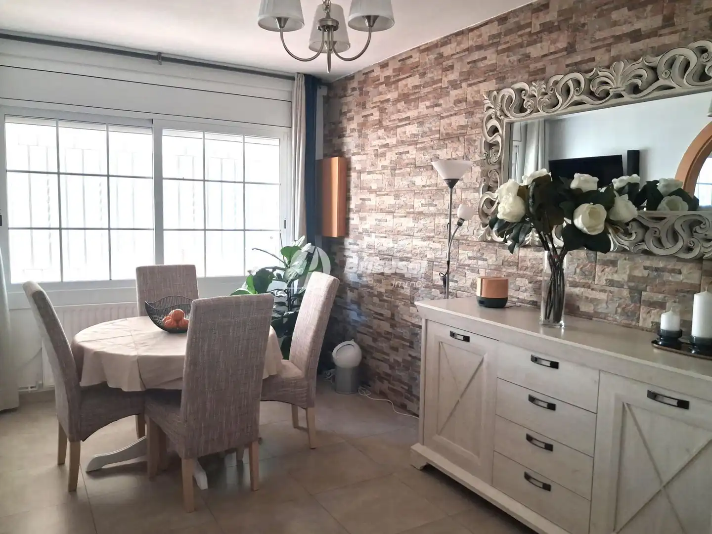 Comedor de Casa adosada en venta en Tarragona con Aire acondicionado, Calefacción y Jardín privado