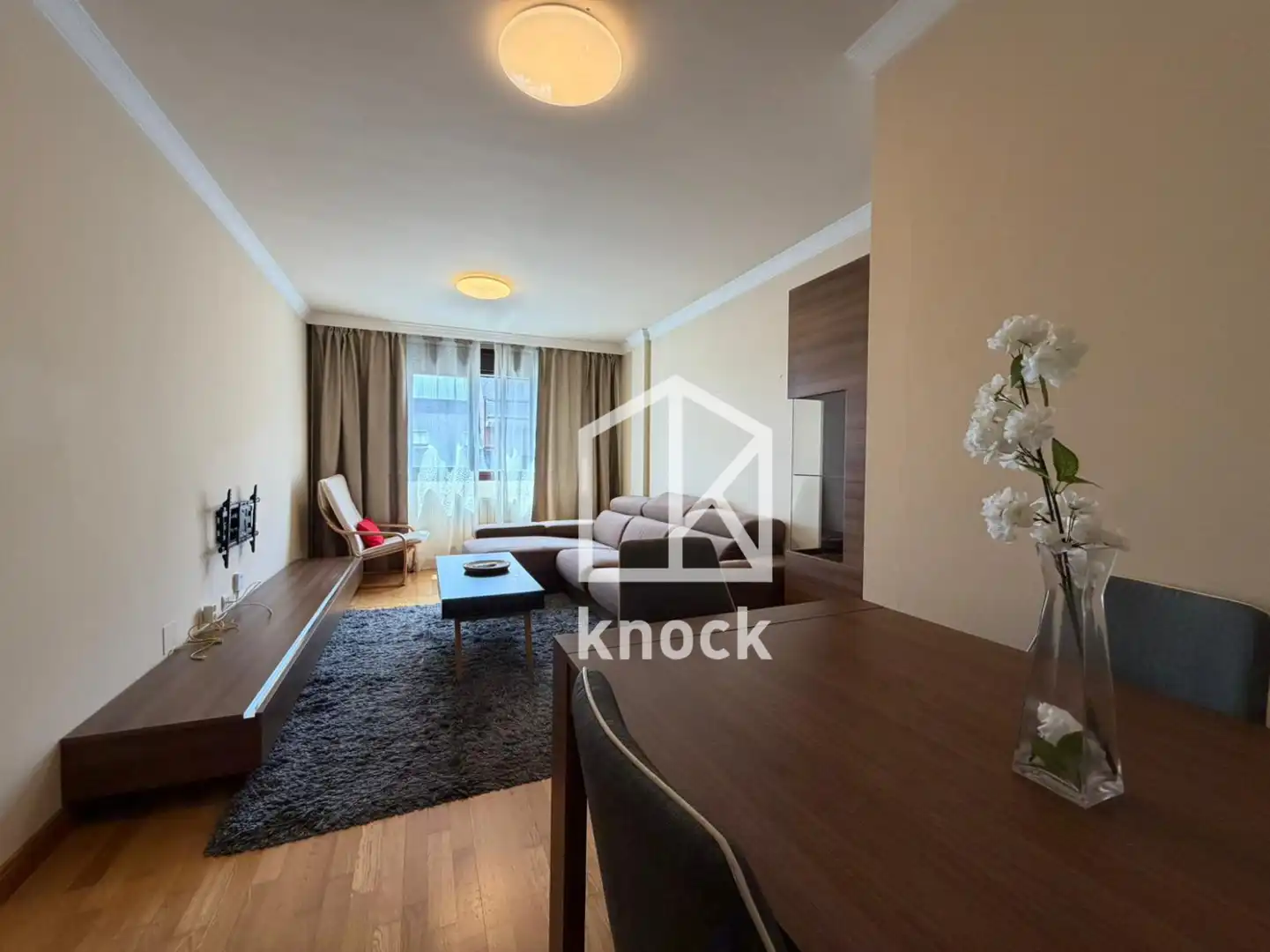 Sala de estar de Piso en venta en Oviedo  con Calefacción, Jardín privado y Trastero