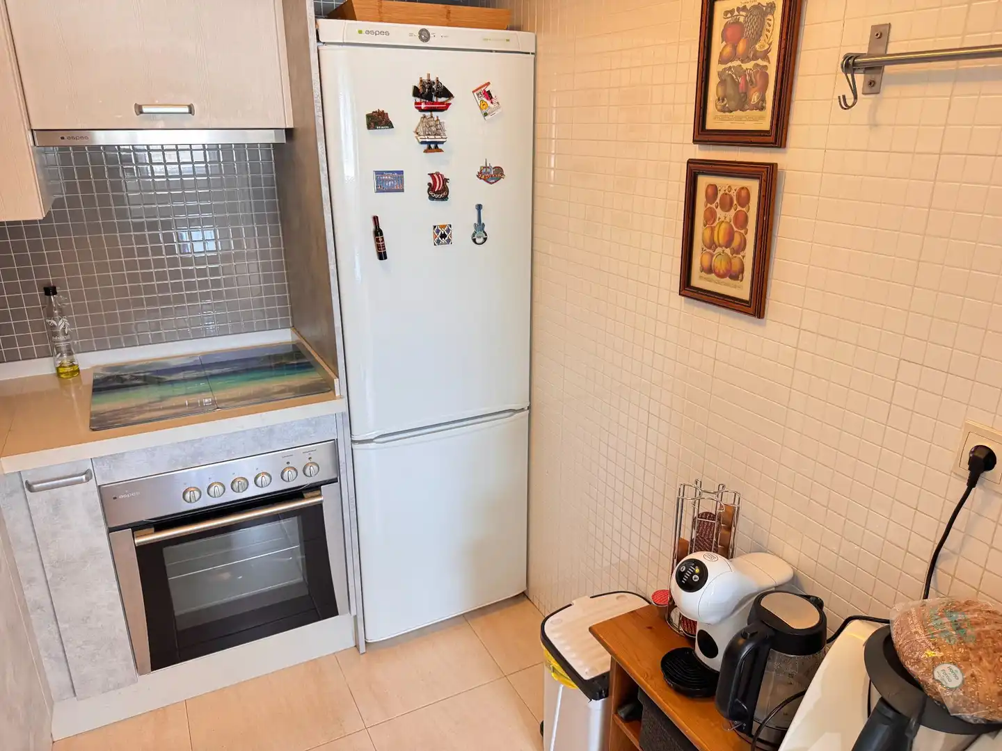 Cuina de Apartament en venda en Roquetas de Mar amb Aire condicionat, Terrassa i Moblat