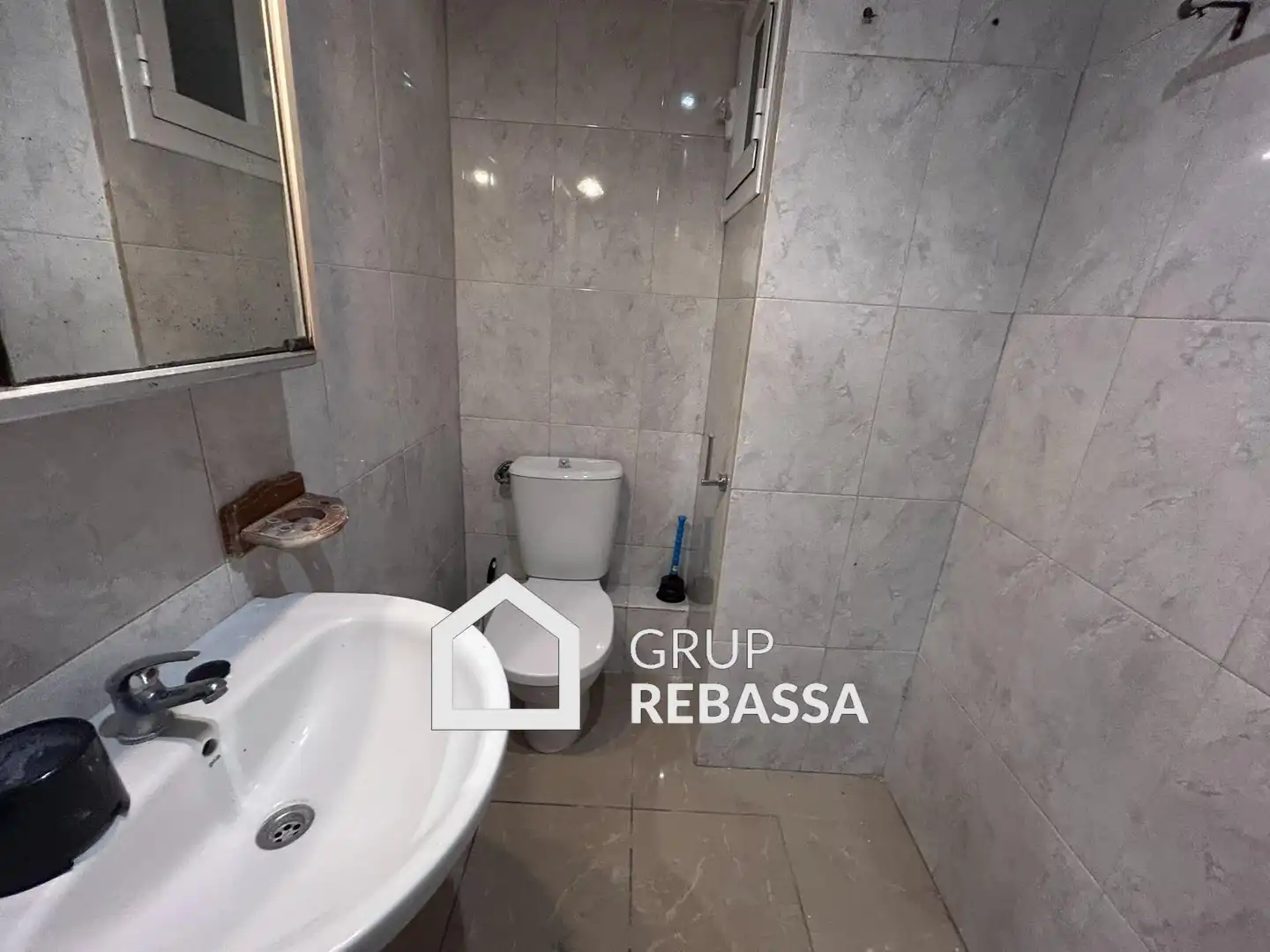 Baño de Apartamento en venta en Calvià con Terraza, Trastero y Balcón