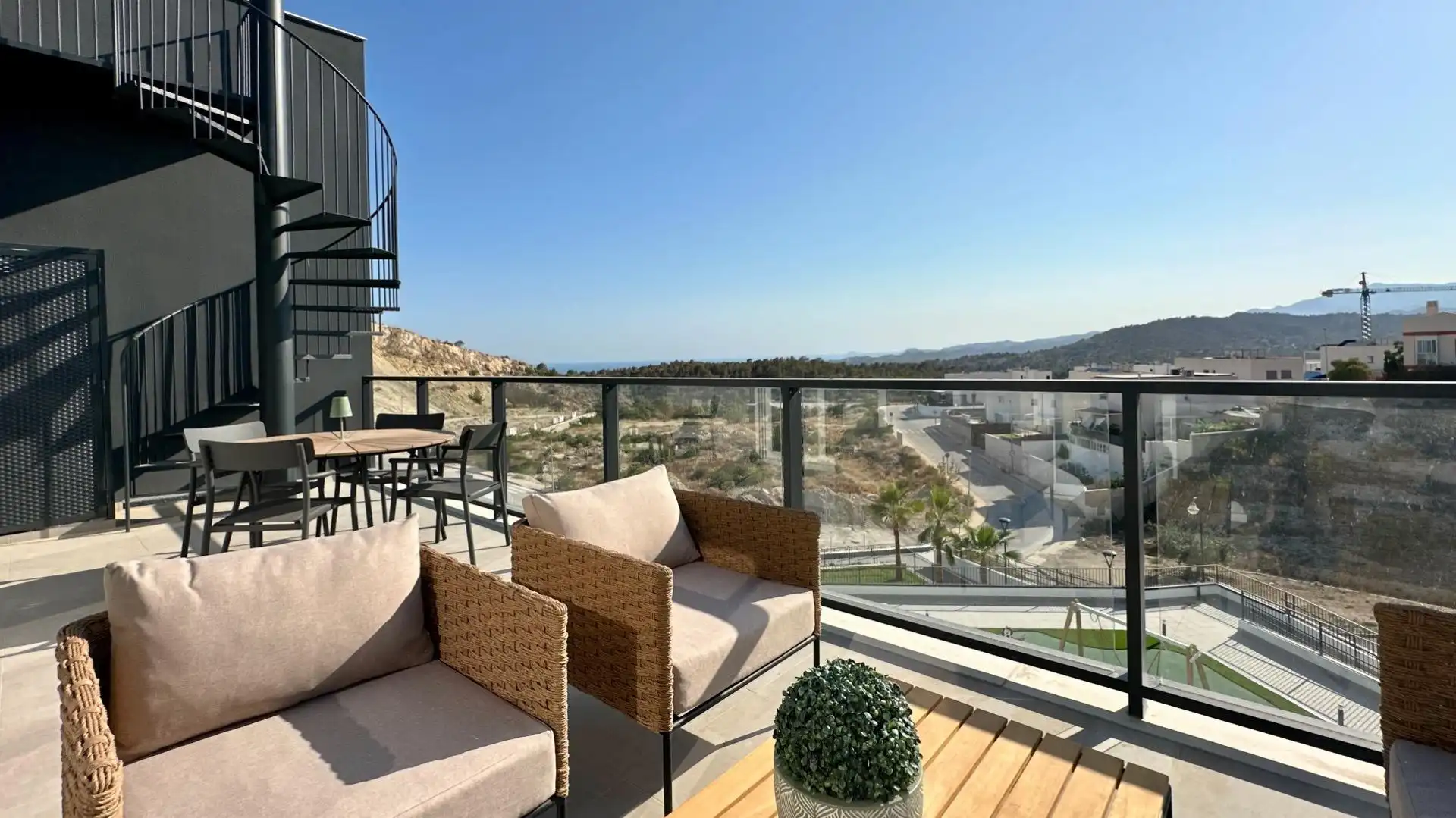 Terrassa de Apartament en venda en Finestrat amb Aire condicionat, Jardí privat i Terrassa