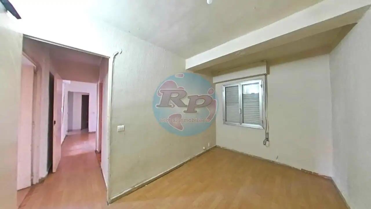Habitación de Piso en venta en León Capital  con Trastero