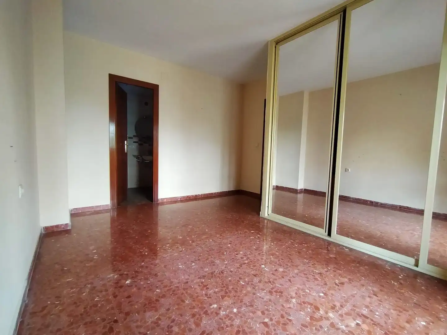 Bedroom of Flat for sale in Sevilla  with Air Conditioner and Terrace