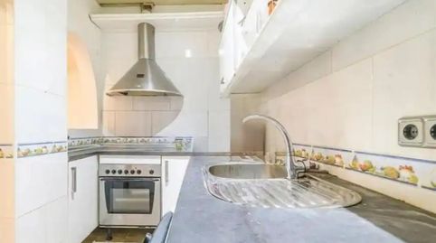 Foto 3 de Piso en venta en Calle Circumval.lacio, 29, La Roureda, Viladecans