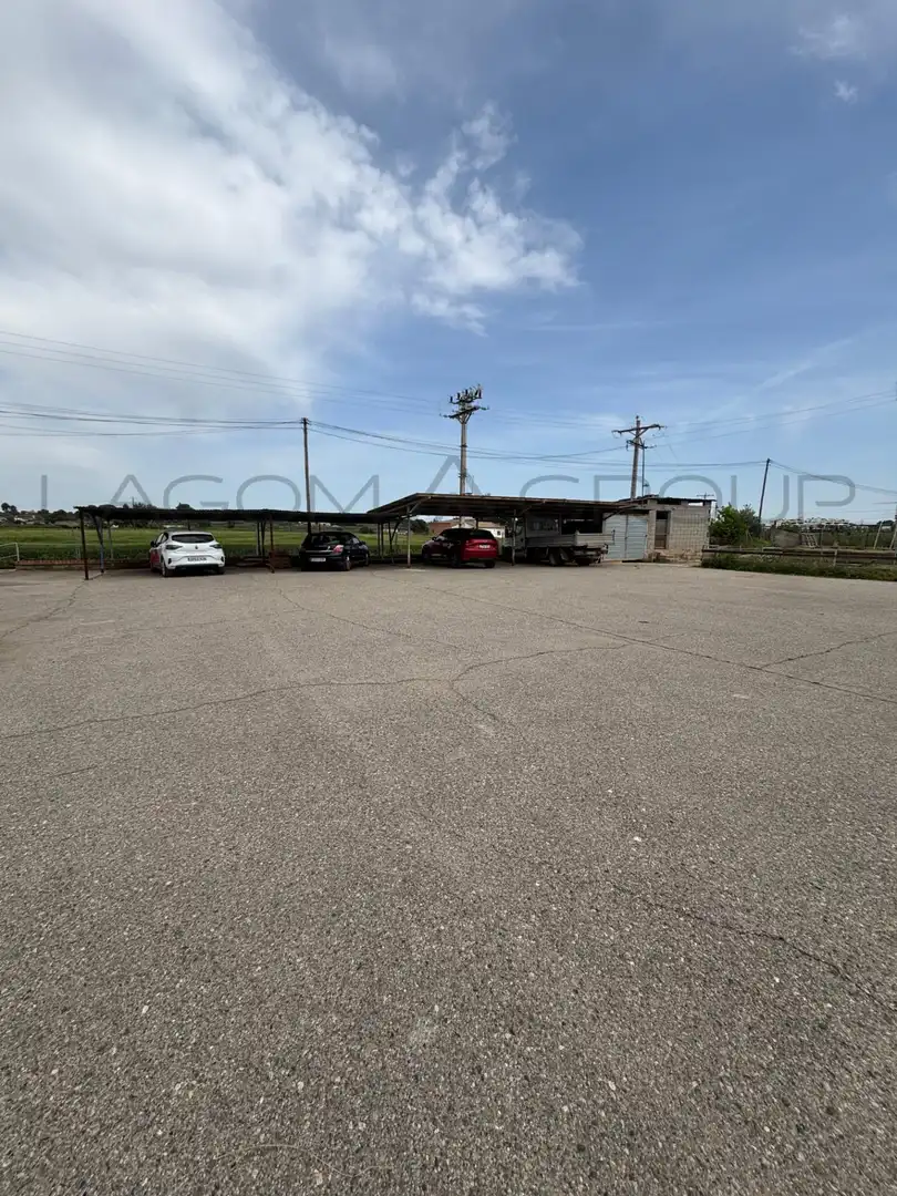Parking de Nave industrial en venta en Lleida