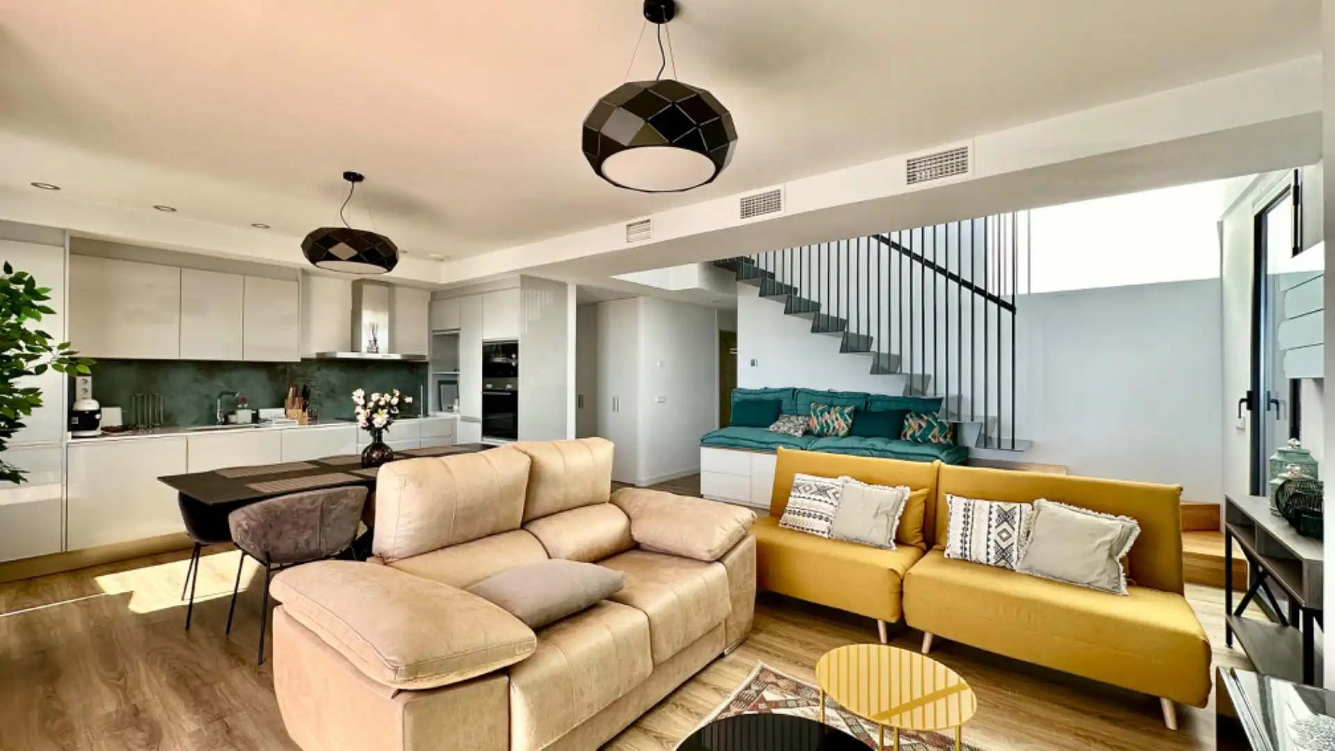 Penthouse with pool for sale in Cl Edeta, imagen 2