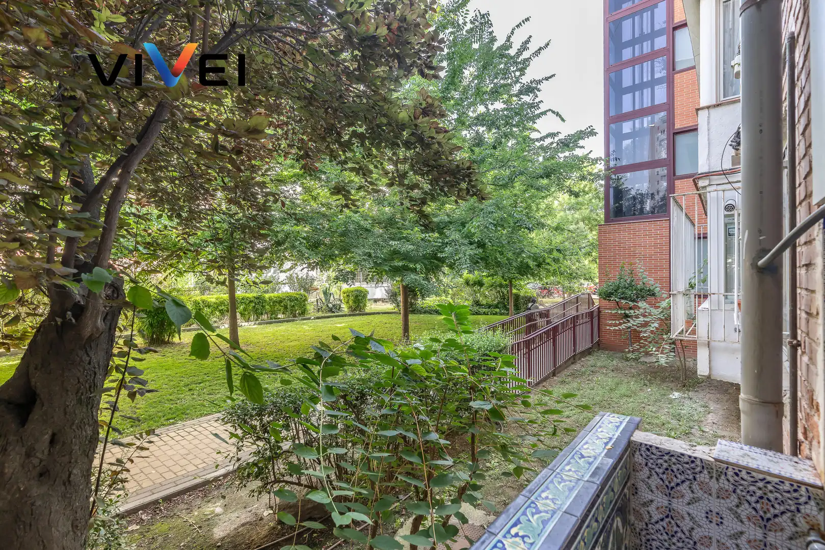 Garten von Erdgeschoss zum Verkauf in Madrid mit Heizung