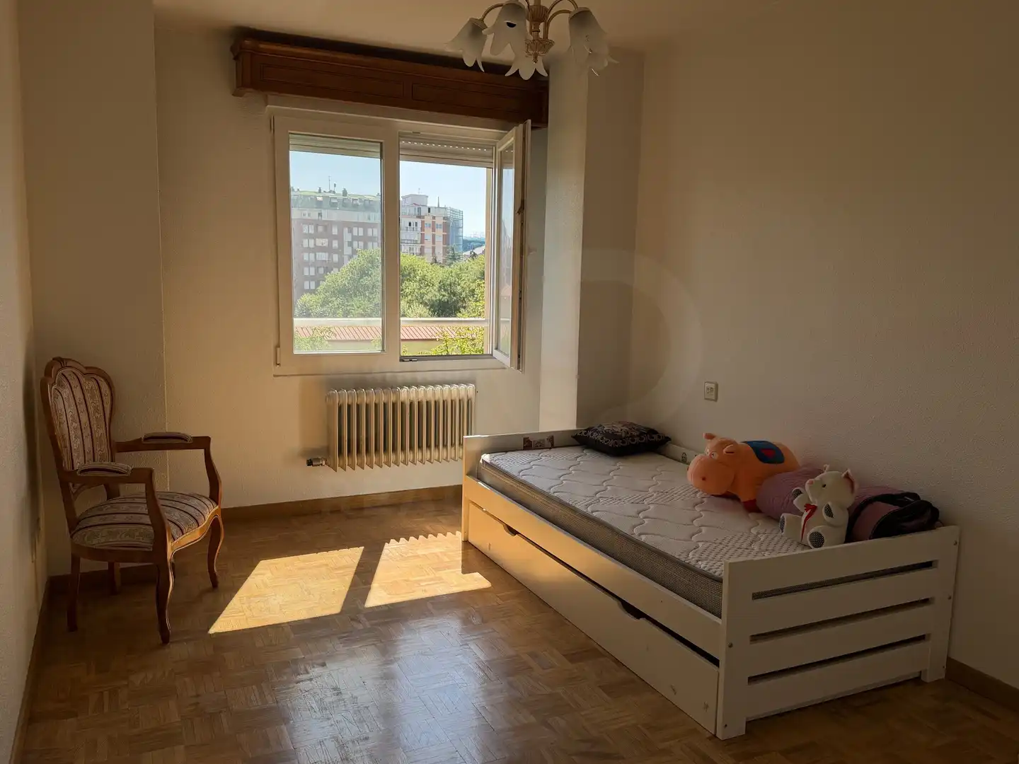 Piso de alquiler en San Claudio - La Chantría