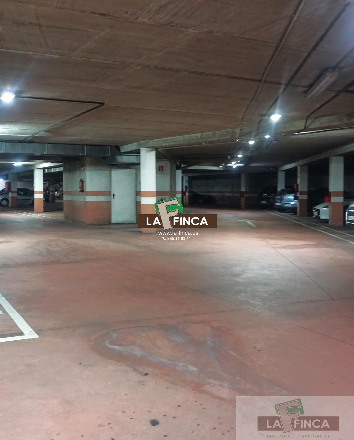 Garatge en venda a Milán - Pumarín