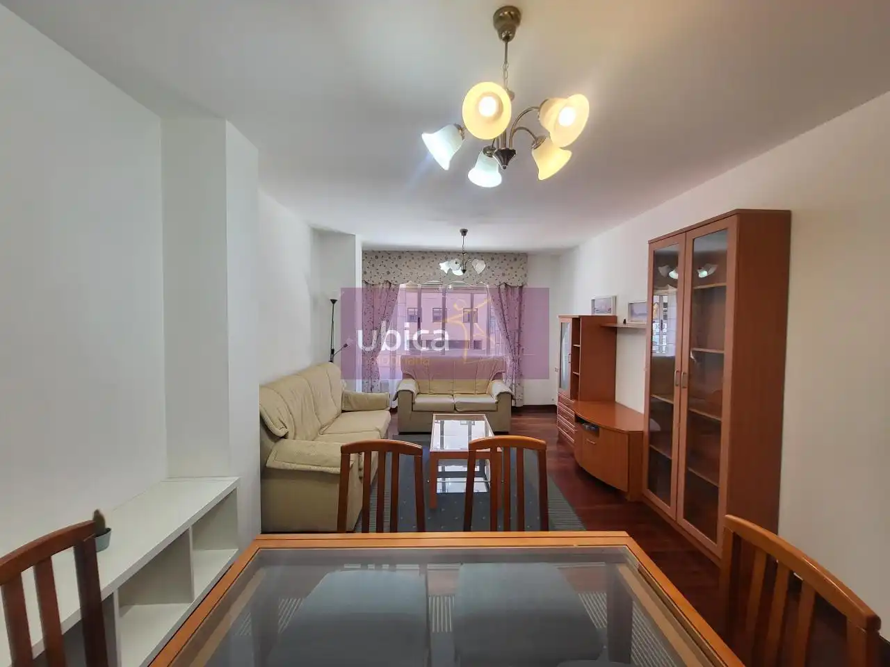 Sala d'estar de Pis en venda en Vigo  amb Calefacció, Parquet i Terrassa