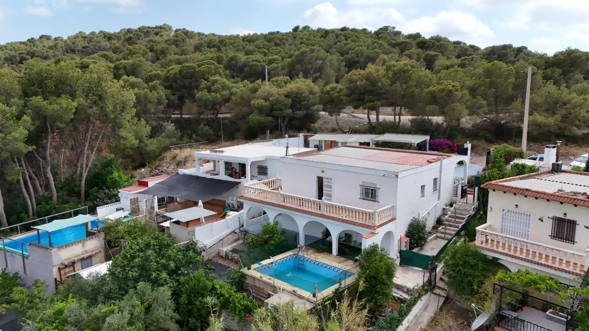 Vista exterior de Casa o chalet en venta en Casinos con Terraza, Trastero y Piscina