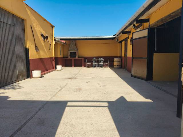 Terreno residencial en Venta en Ronda Pilar Gay, 17 en Rubí de Bracamonte