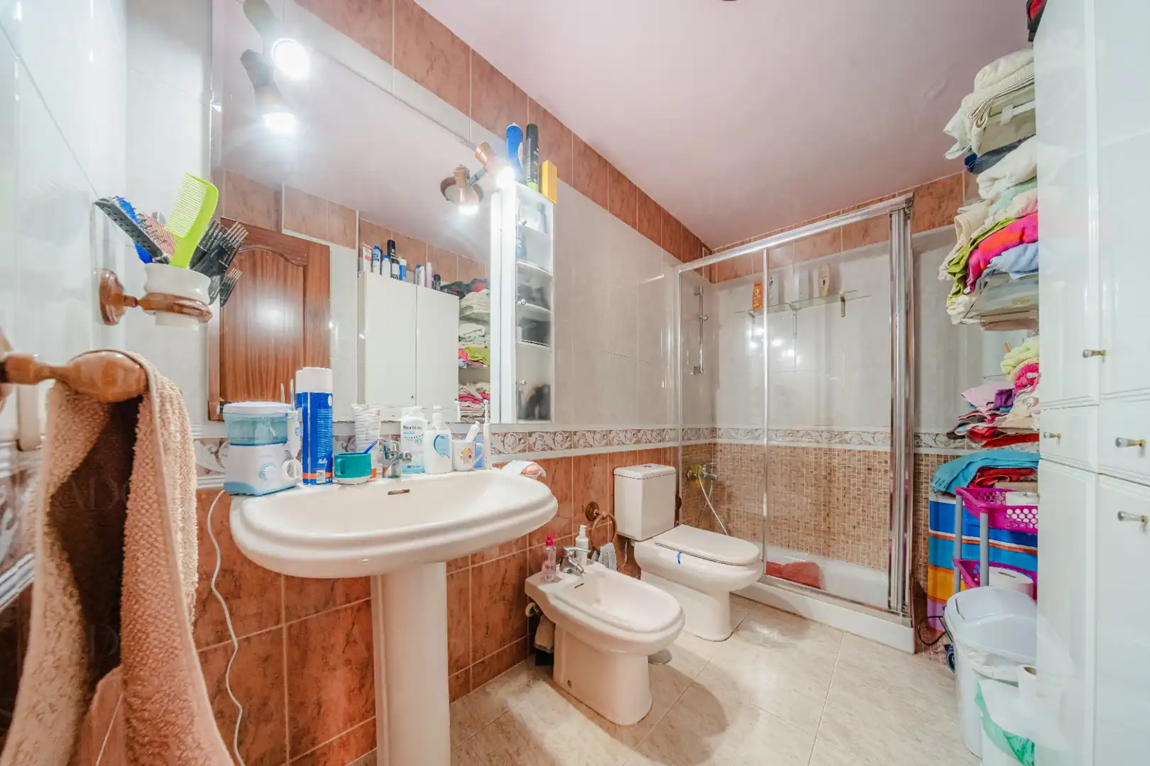 Baño de Piso en venta en Roquetas de Mar con Aire acondicionado y Piscina comunitaria
