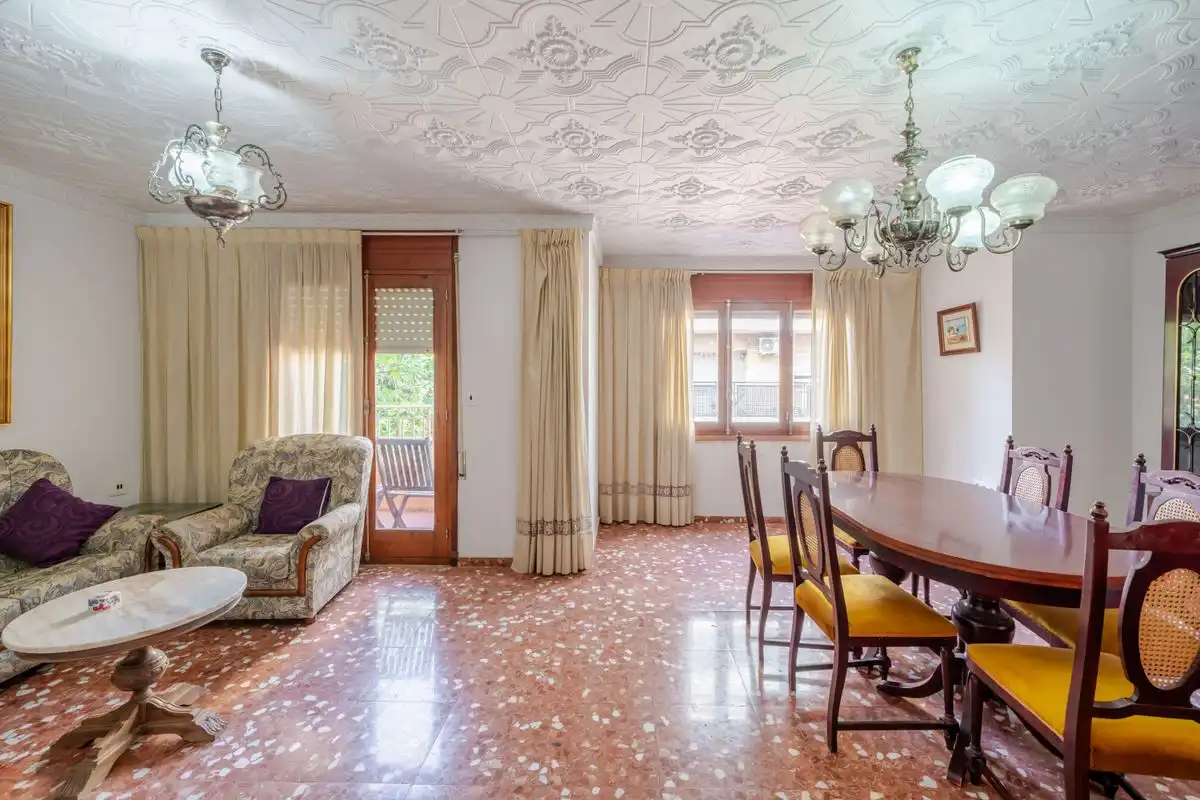 Maison avec terrasse à vendre à Carrer Mare de Déu de la Mercè