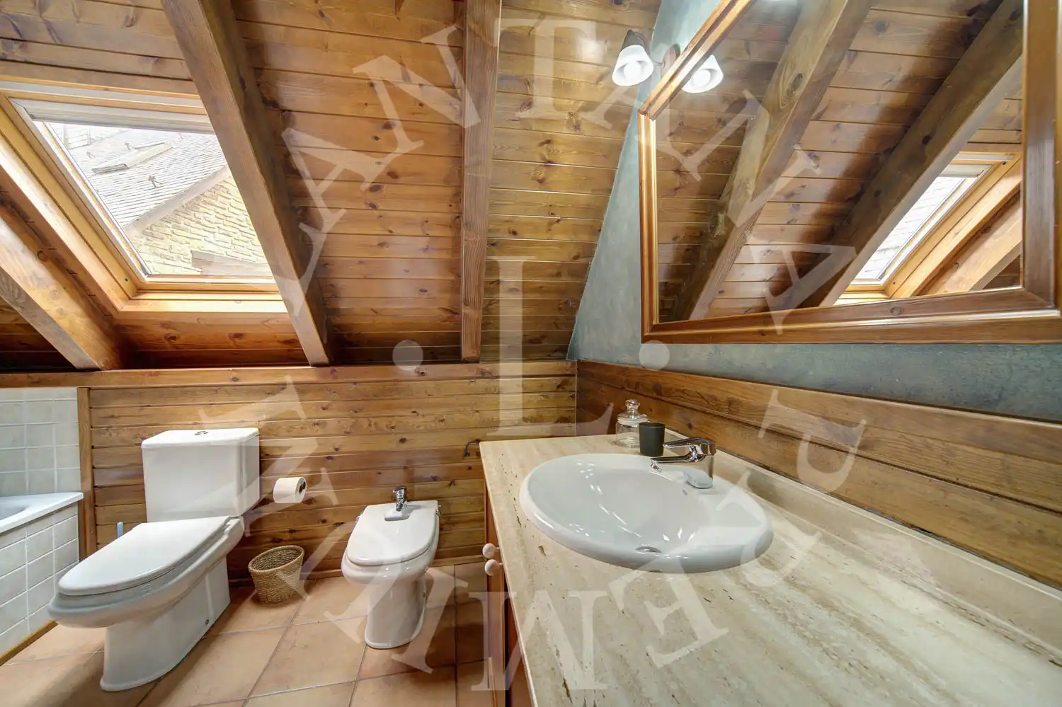 Baño de Casa adosada en venta en Naut Aran con Calefacción, Jardín privado y Parquet