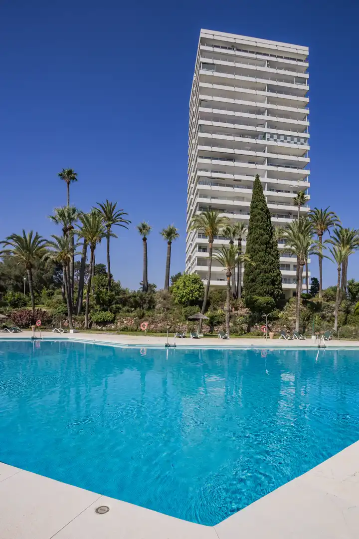 Piscina de Apartament en venda en Marbella amb Terrassa, Piscina i Internet